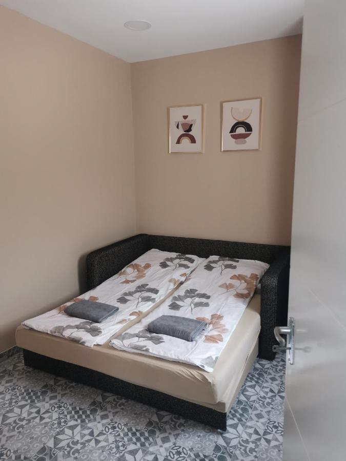 Ferienwohnung Podlovics Tanya Panzio Kemecse Exterior foto