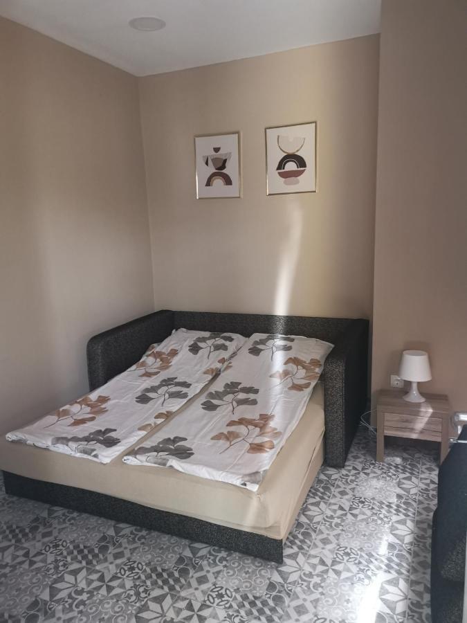 Ferienwohnung Podlovics Tanya Panzio Kemecse Exterior foto