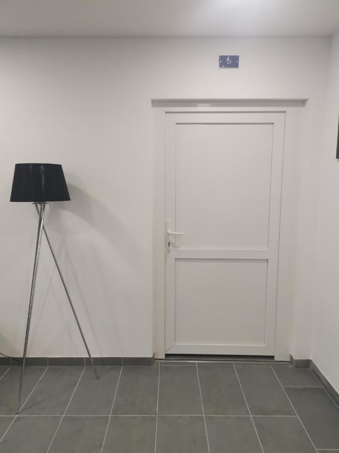 Ferienwohnung Podlovics Tanya Panzio Kemecse Exterior foto