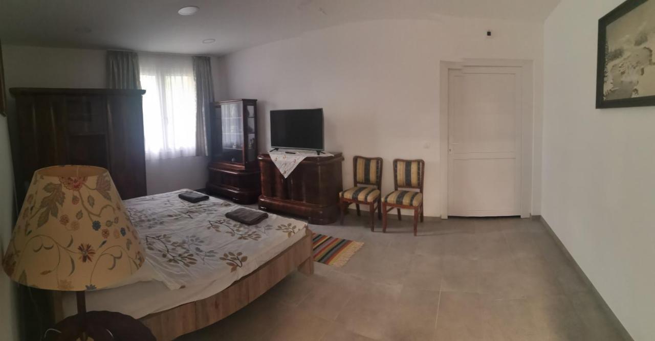 Ferienwohnung Podlovics Tanya Panzio Kemecse Exterior foto
